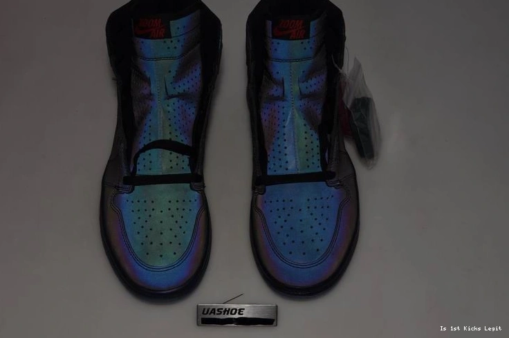 Zoom BV0006-900  1 High Jordan Retro Fearless 0331